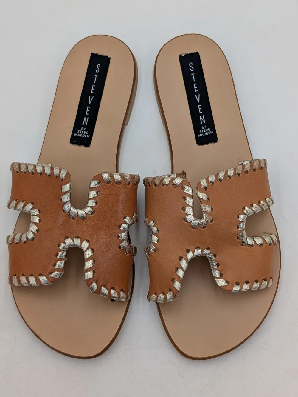 Steve Madden Greece Size 7 Genuine Leather Cognac Silver Metallic-Accent Flats
